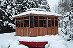 hot-tub-gazebo in winter