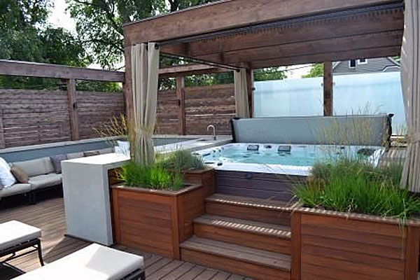 15 Hot Tub Deck Surround Ideas