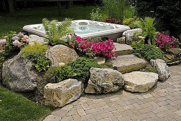 Baja Spa with rock surround 