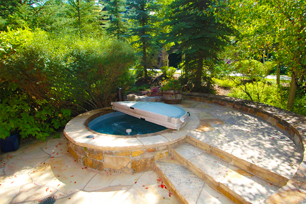 inground-hot-tubs-8