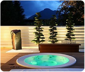 luxurious-spas-hot-tubs